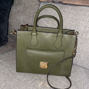 Michael Kors purse
